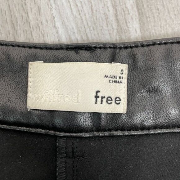 Aritzia Wilfred Free Modern Cargo Vegan Leather High Rise Button Fly Pant 0 - Picture 8 of 12